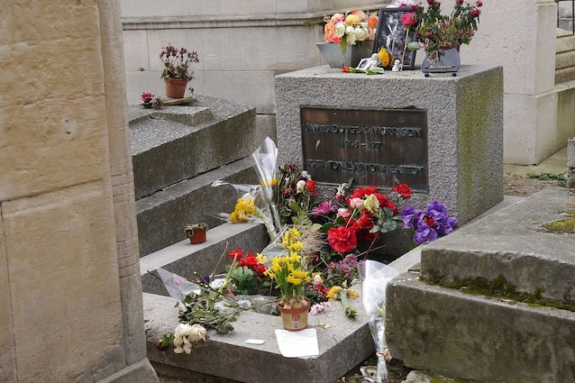 Jim Morrison Tombe du Père Lachaise