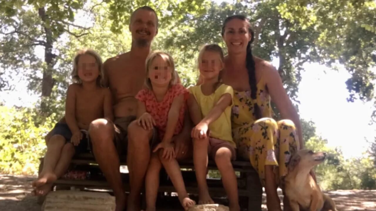 Avec le "famille dans les bois" donnons le pire, entre banalité, bienveillance et ignorance