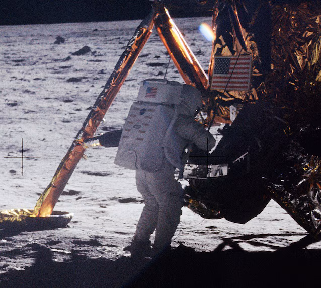 premiers pas sur la lune