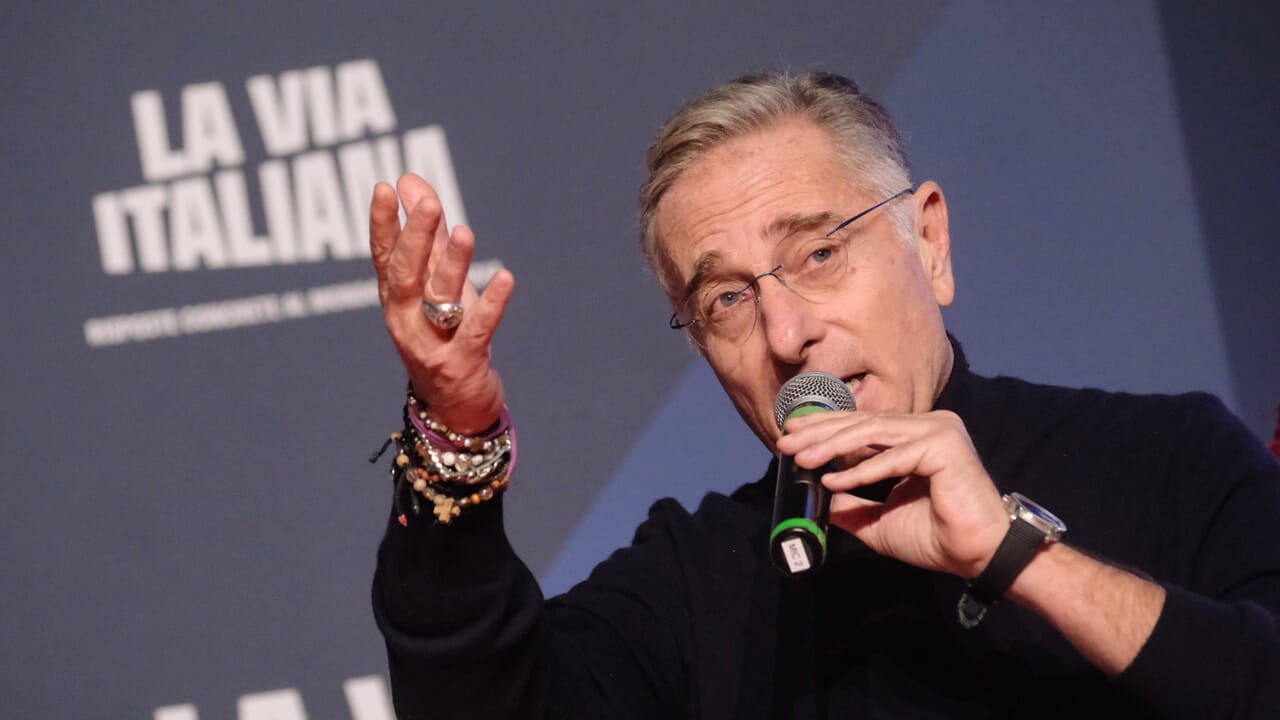 Pier Silvio aimerait que Forza Italia soit entre les mains de Bonolis, Scotti ou Samira Lui