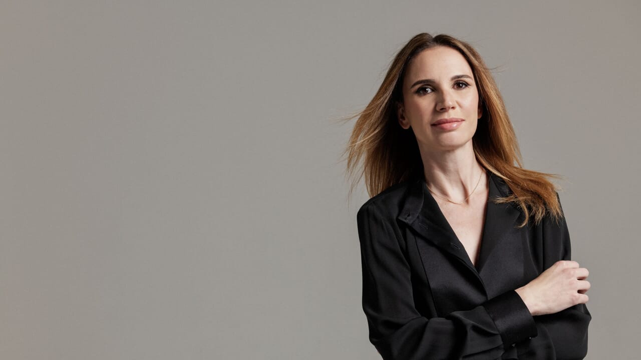 "Péché"la nouvelle série avec Emanuela Fanelli qui se déroule en 2049 : invités VIP, intrigue et date de sortie