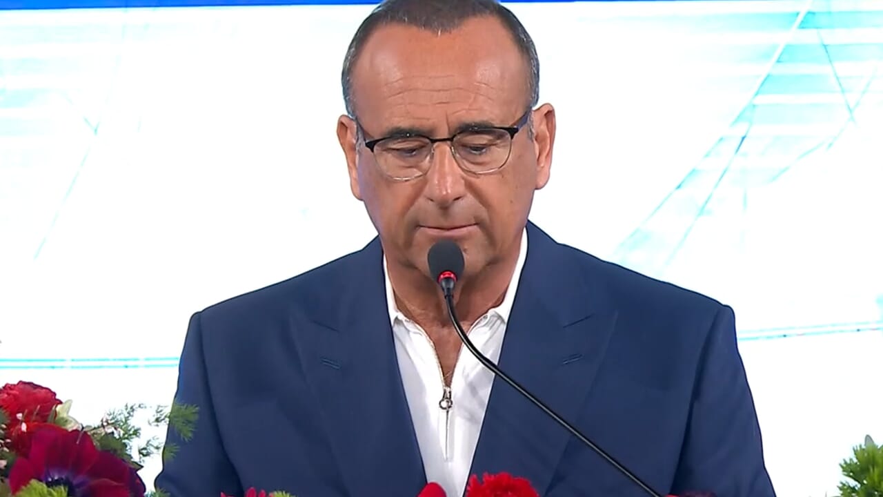 La métamorphose de Carlo Conti : très différente d'Amadeus, mais aussi de ce qu'il était