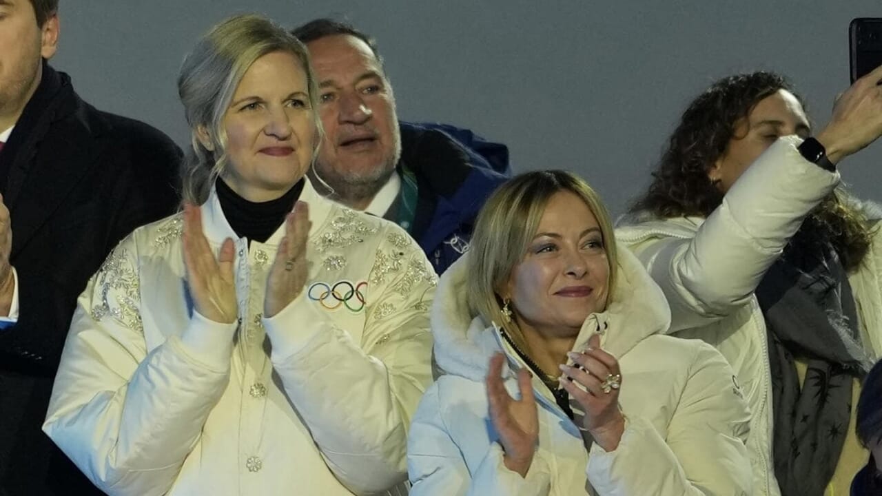 Pour survivre à Trump et au référendum, le Premier ministre Meloni mise tout sur la loi électorale