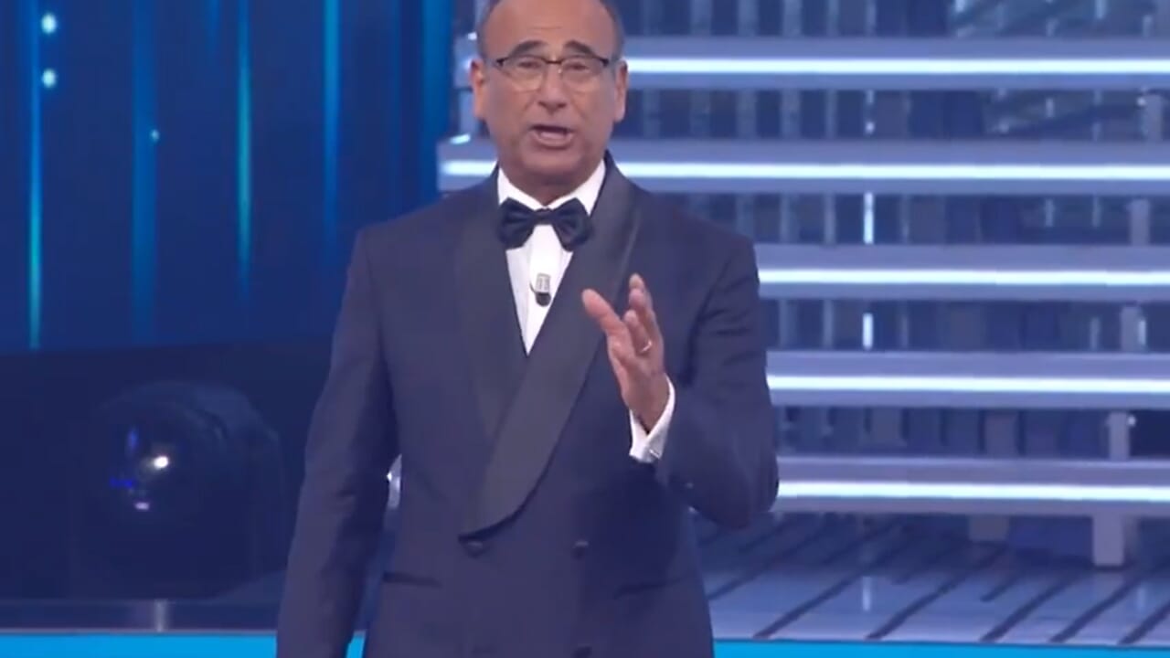 Sanremo, il y a quelqu'un qui se réjouit de la baisse des audiences : c'est le successeur de Carlo Conti
