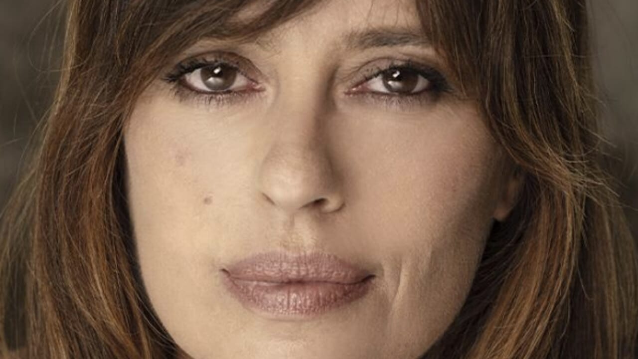 "Le suspect": un thriller sur le fémicide avec Claudia Pandolfi arrive sur Sky