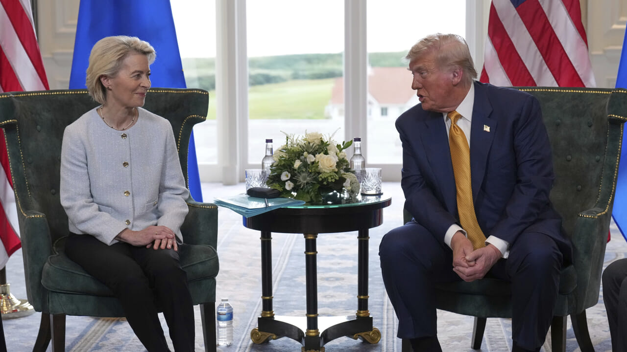 Accord sur les tarifs douaniers avec Trump et le Parlement européen : "Nous protégeons les intérêts des Européens"