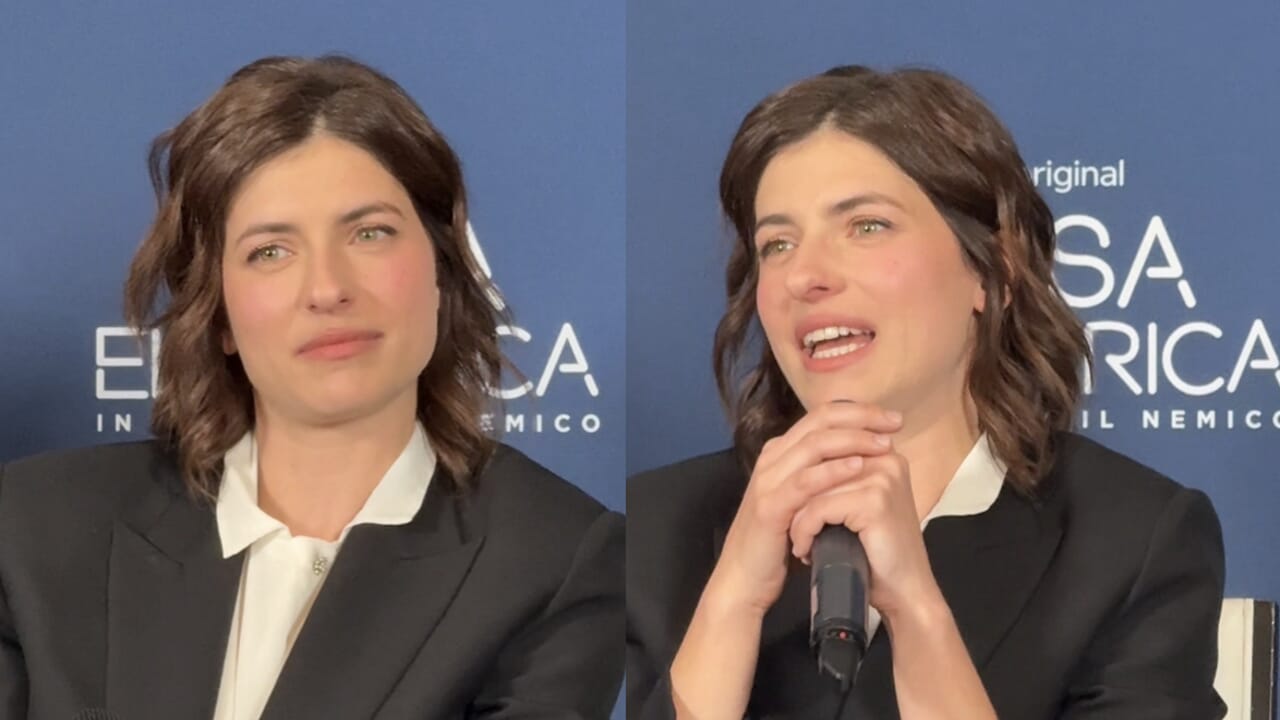 Maria Chiara Giannetta parle de 'Rosa Elettrica', la série sur les insécurités des trentenaires