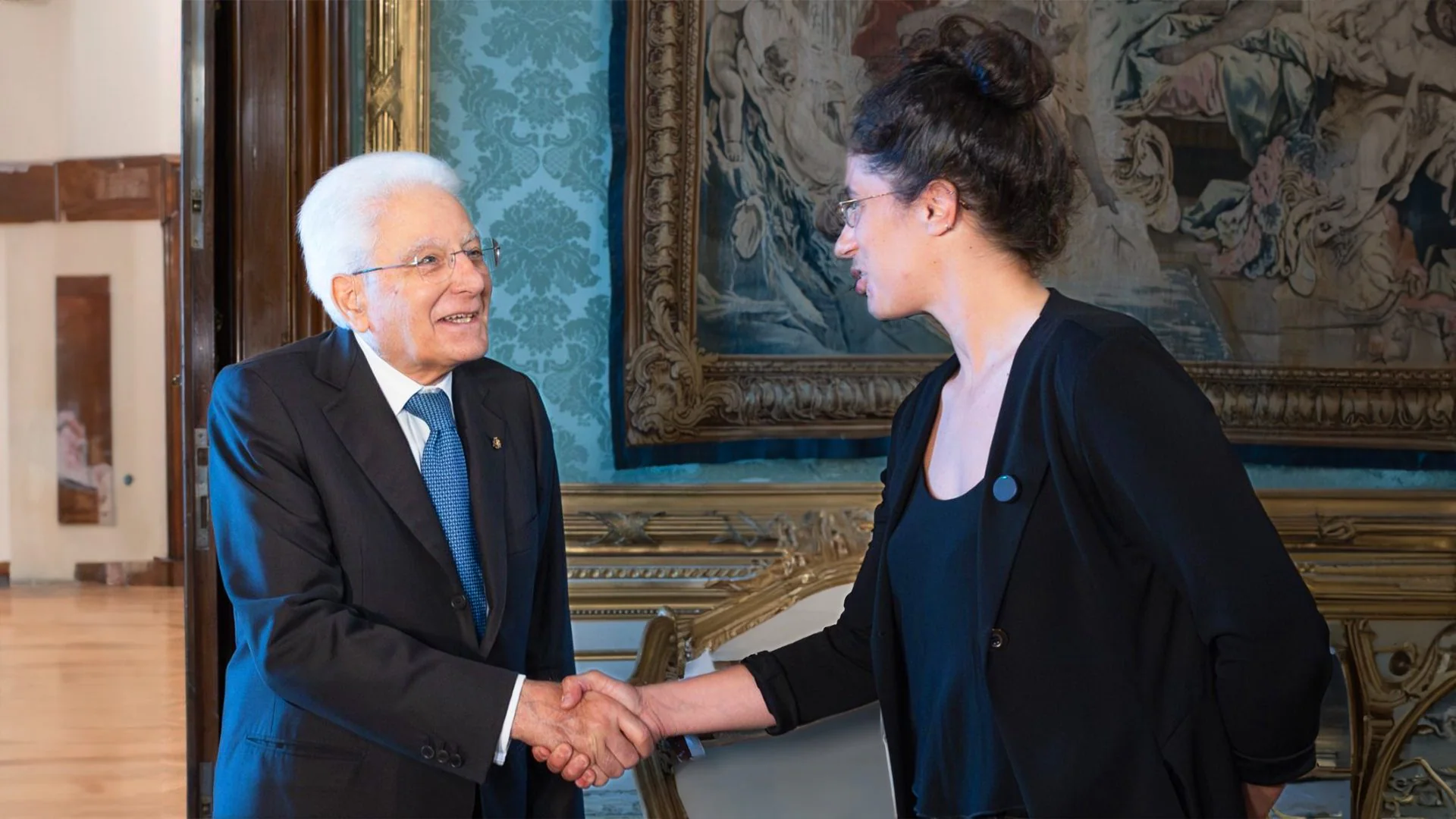 Le Président de la République Mattarella : « L'article 1 de la Constitution n'invite pas à vivre pour travailler »