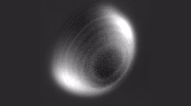 Des anneaux concentriques géants découverts dans l'atmosphère de Vénus il y a 15 ans