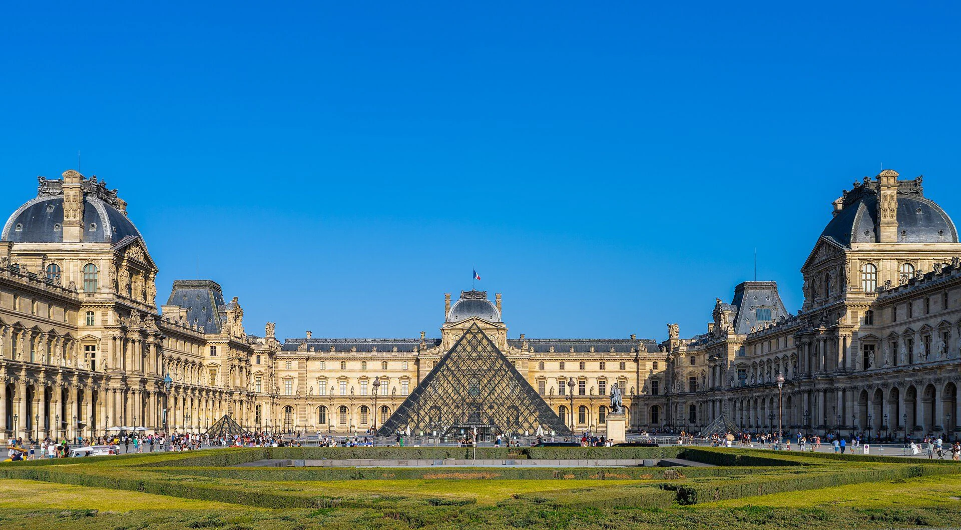 Le musée du Louvre est né comme une forteresse médiévale : l'histoire de l'une des galeries les plus célèbres du monde