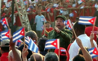 Histoire de Fidel Castro, qui il était et ce qu&rsquo;a fait l&rsquo;ancien président de Cuba, le plus grand leader de la révolution