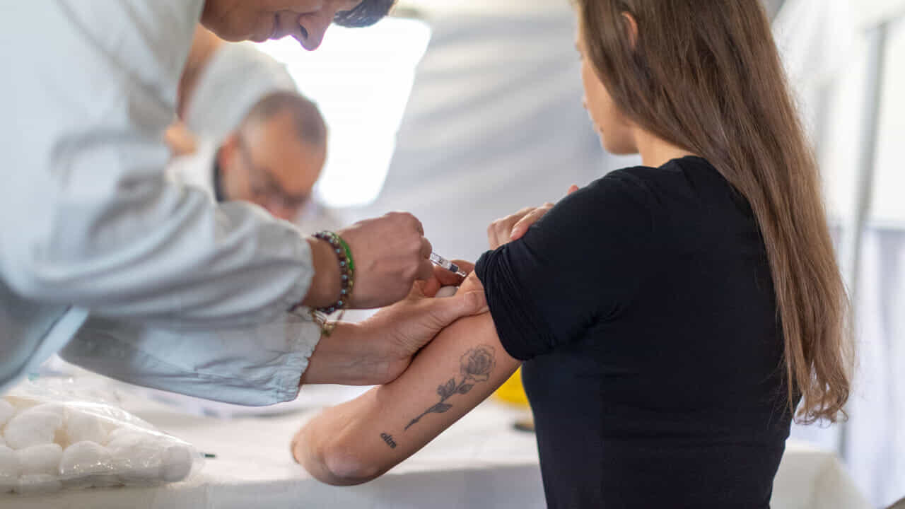 Diphtérie, anti-vax et sport d'exploitation des migrants