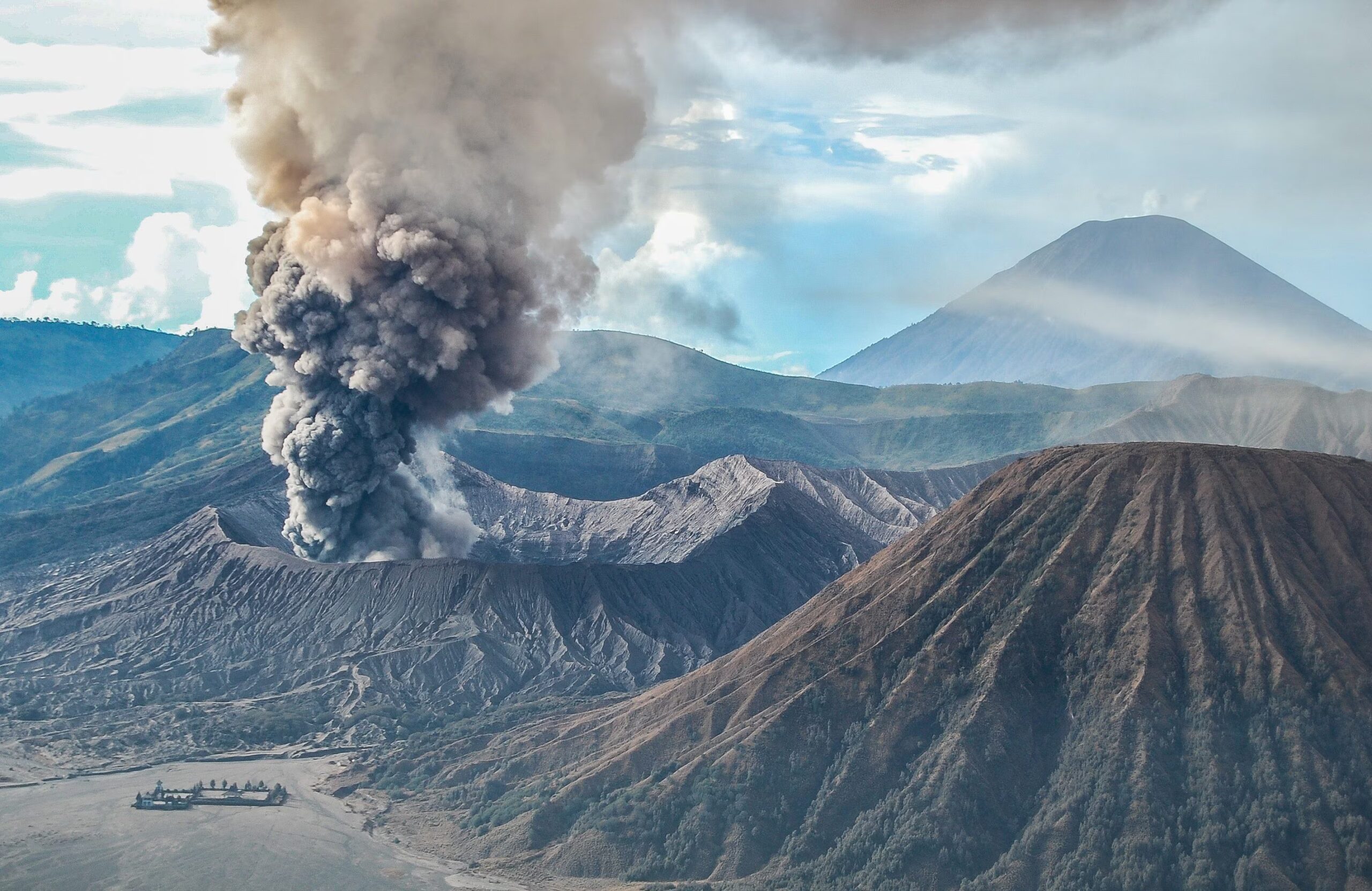 Les éruptions volcaniques pourraient avoir refroidi la Terre au cours des 12 000 dernières années