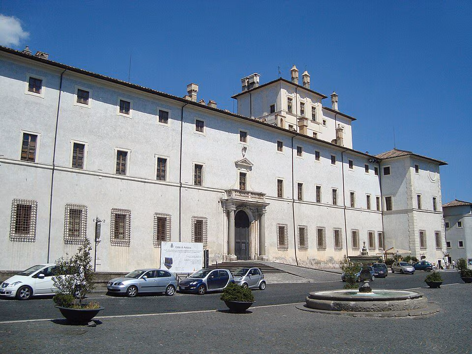 Palazzo Chigi à Ariccia, à quoi ressemble la résidence baroque façonnée par le Bernin