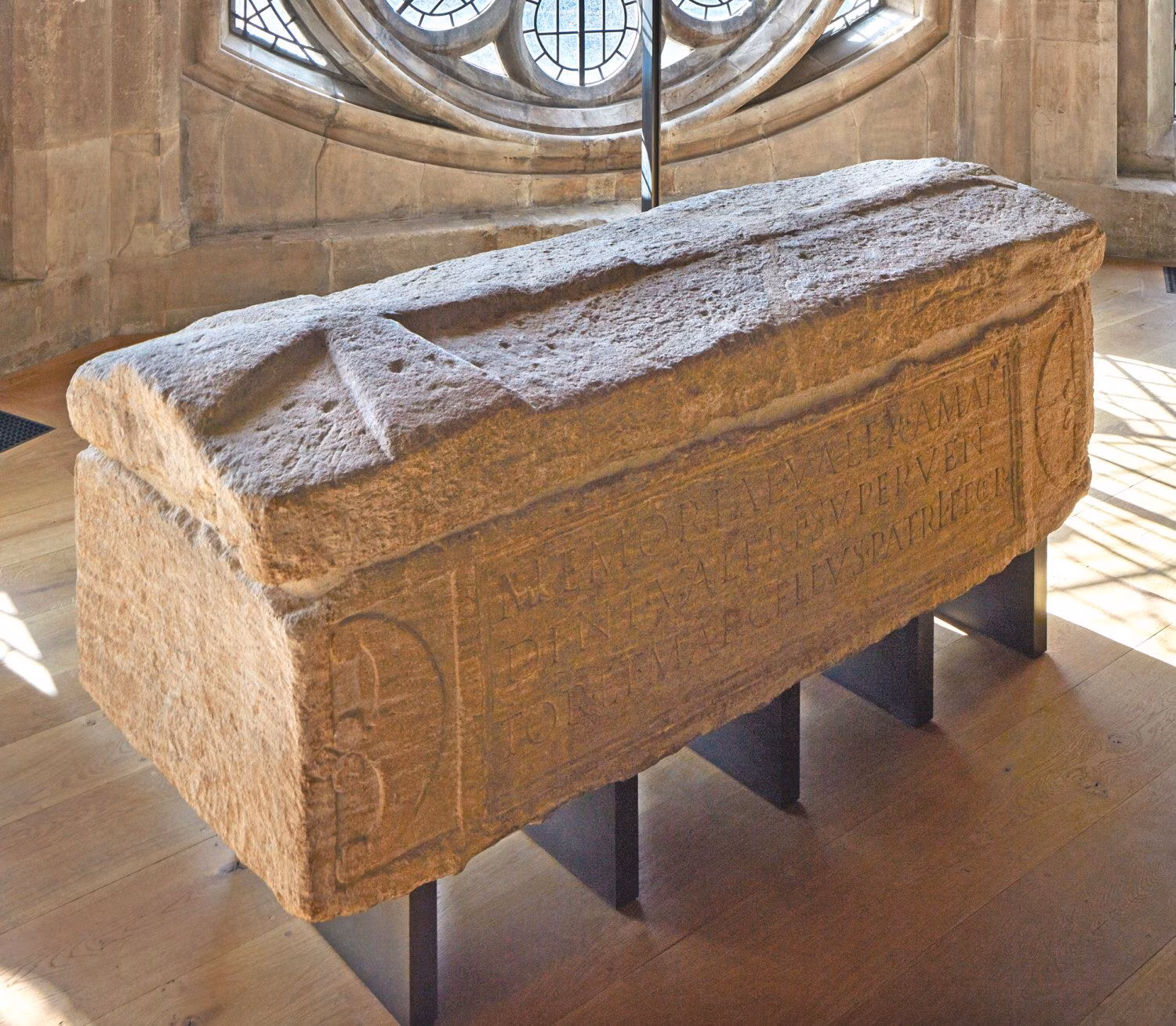 Le mystère du sarcophage romain de l'abbaye de Westminster révélé : on y trouve les restes de l'abbé Ælfwig ou Wulfnoth